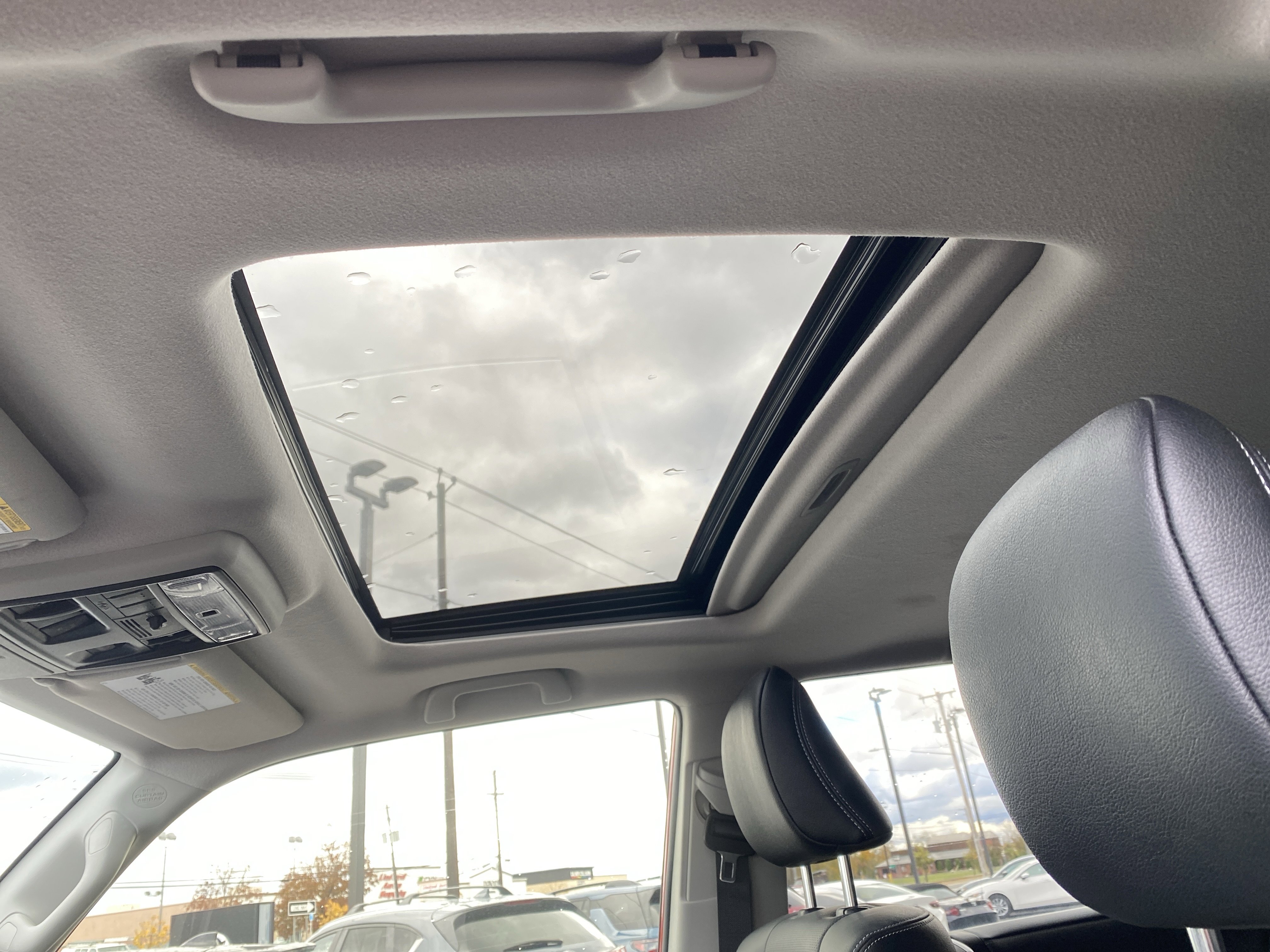 Used 2023 Toyota 4Runner Limited image 23