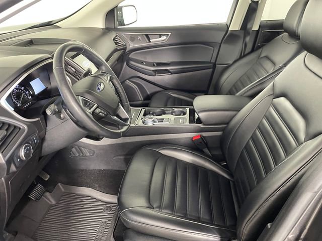 Certified 2020 Ford Edge SEL w/ Convenience Package image 2