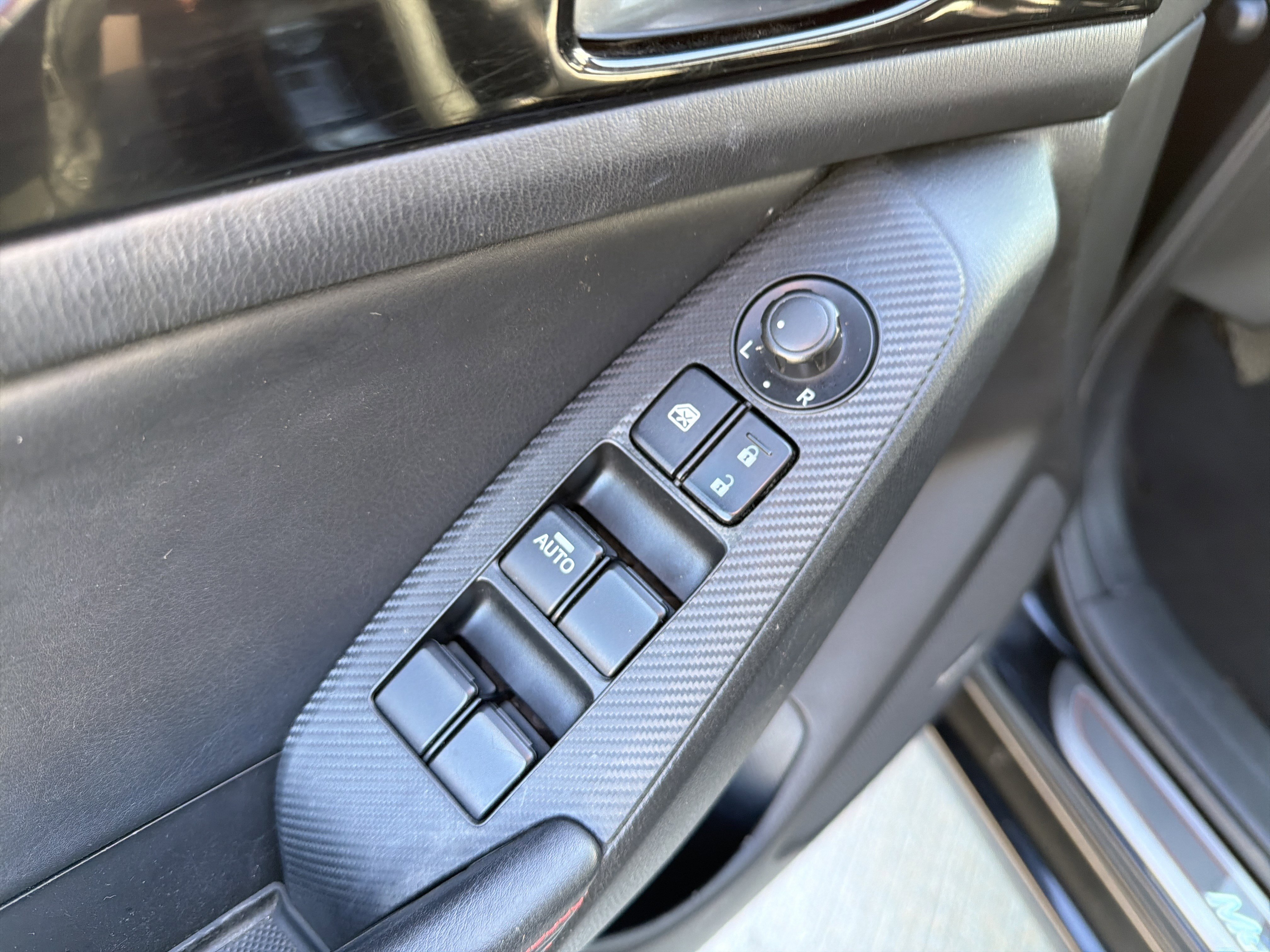 Used 2015 MAZDA MAZDA3 s Touring image 15