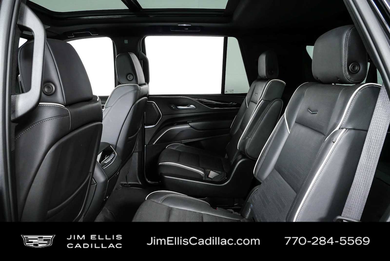 Certified 2024 Cadillac Escalade Sport AWD/4WD image 18