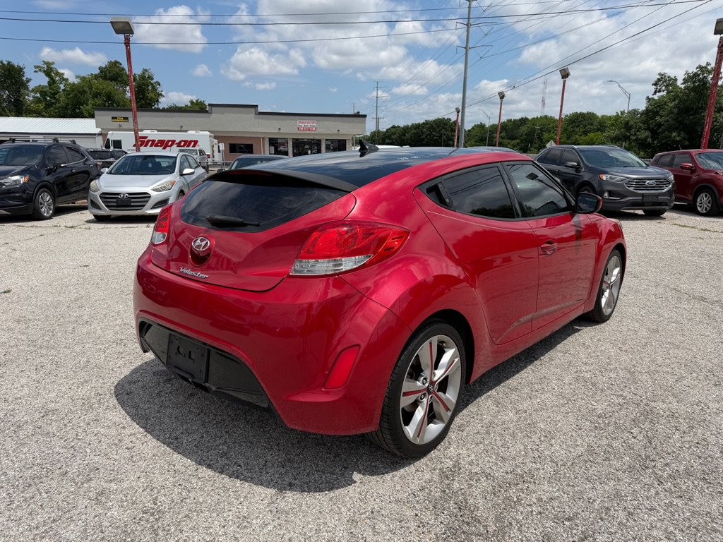 Used 2016 Hyundai Veloster w/ Option Group 02 FWD image 7