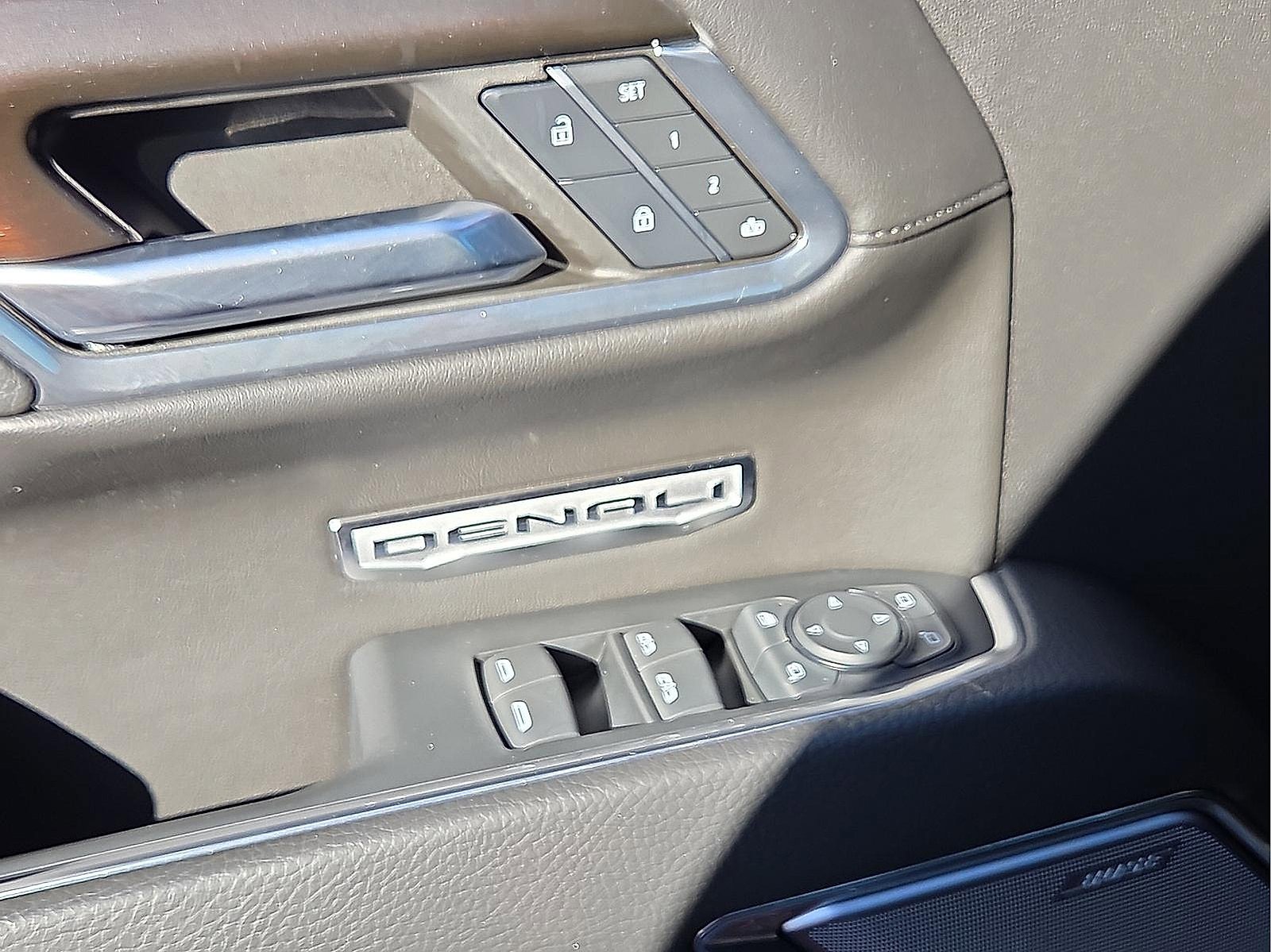 Used 2024 GMC Sierra 1500 Denali w/ Denali Reserve Package image 13