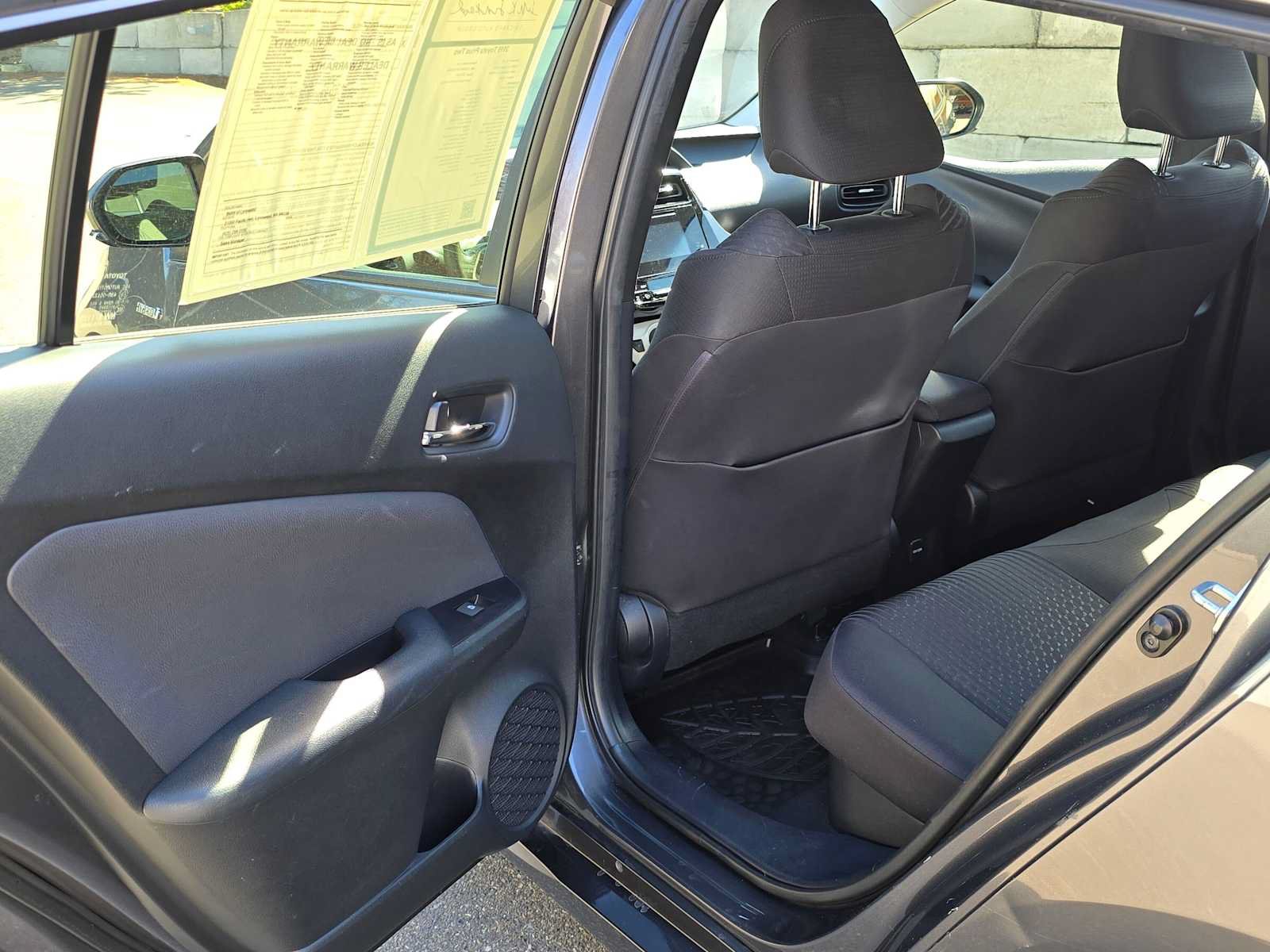 Used 2016 Toyota Prius Two FWD image 15