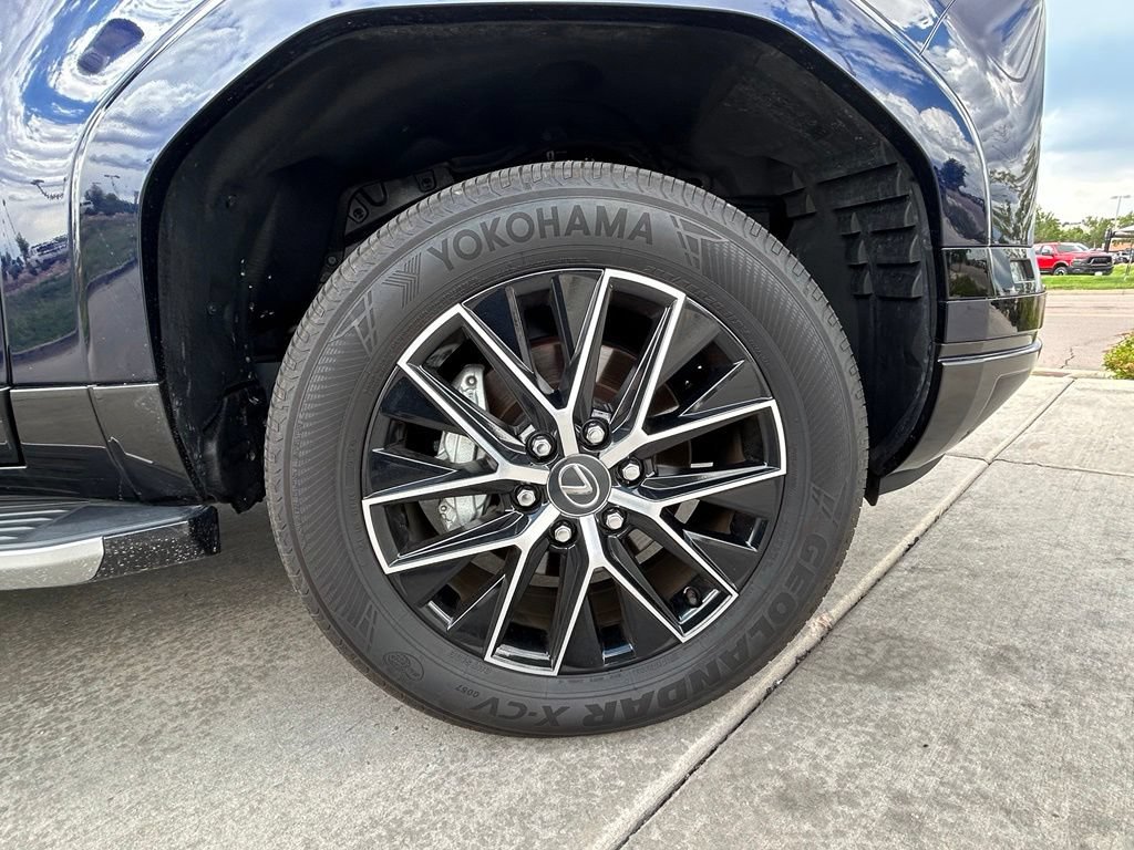 Used 2024 Lexus GX 550 AWD/4WD image 34