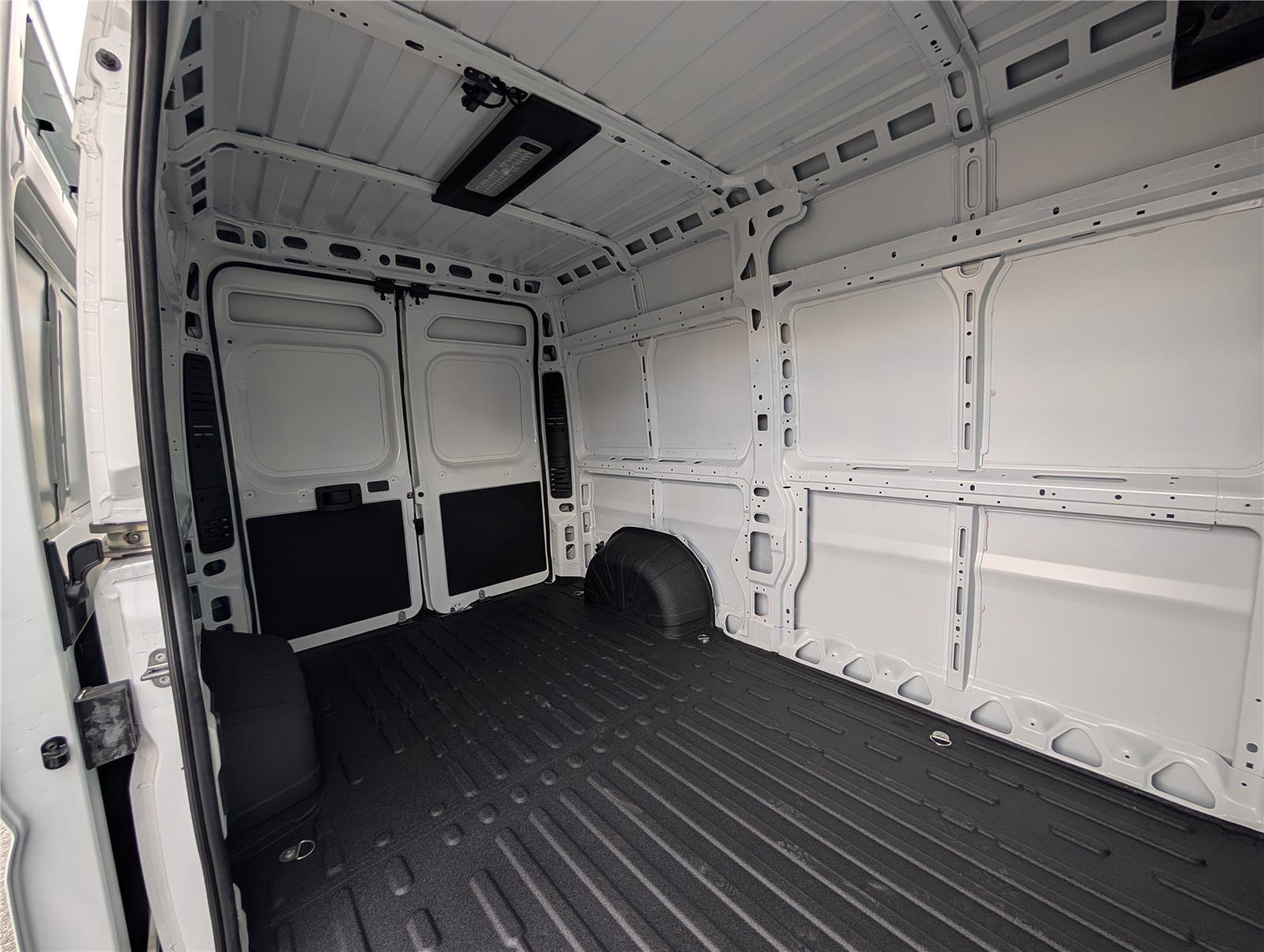 New 2026 RAM ProMaster 1500 w/ Premium Convenience Group image 8