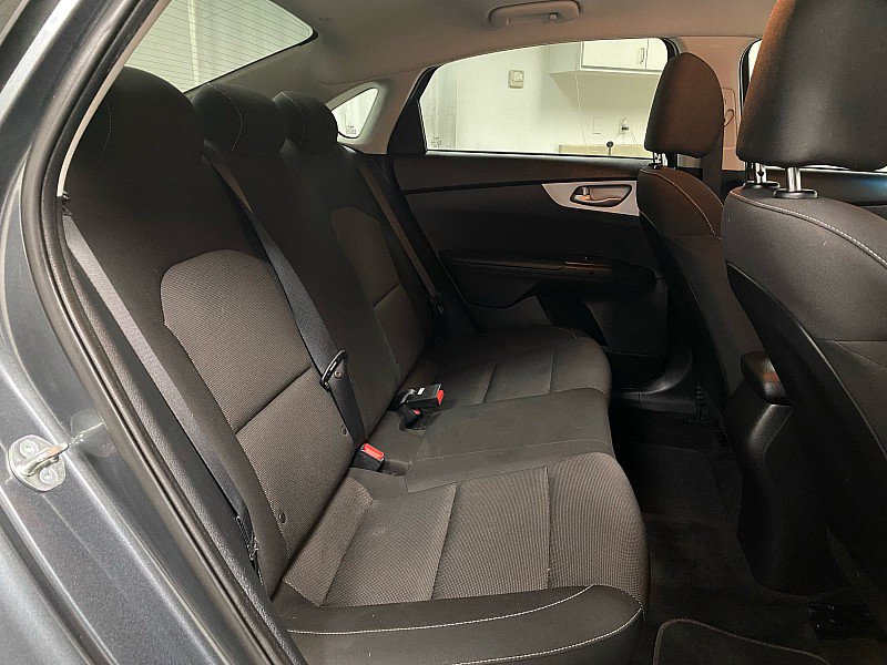 Used 2023 Kia Forte LX image 13