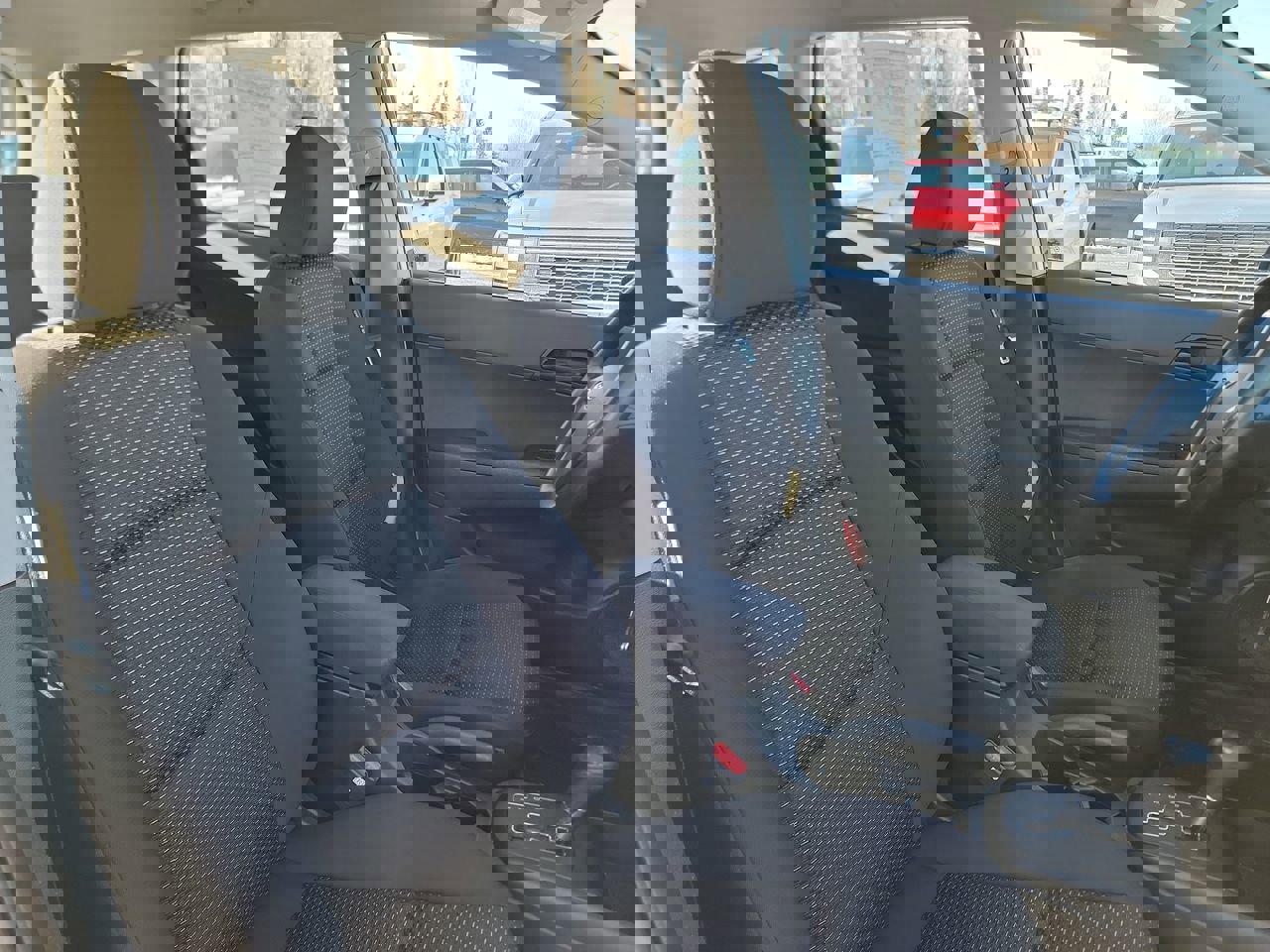 Used 2010 Hyundai Elantra GLS image 19