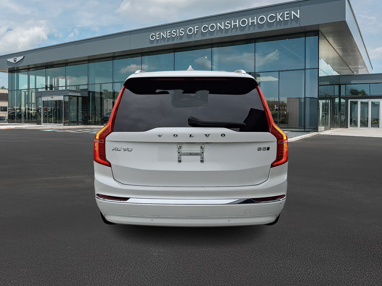 Used 2024 Volvo XC90 B5 Plus AWD/4WD image 5