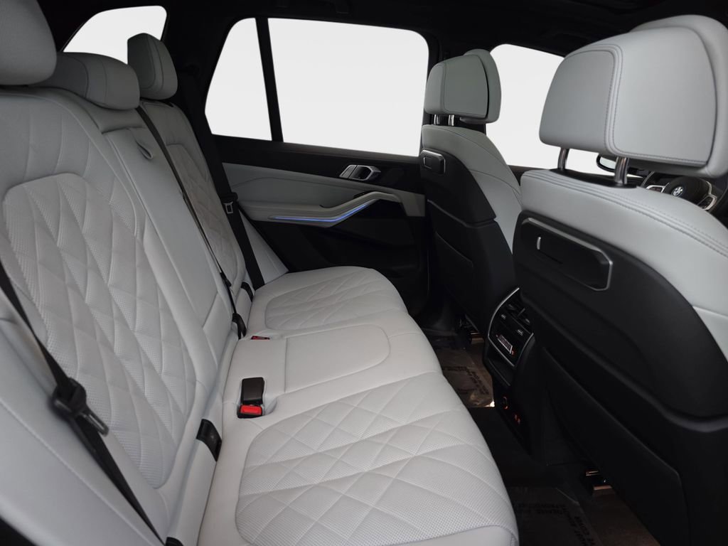 Used 2024 BMW X5 xDrive50e w/ M Sport Package image 13