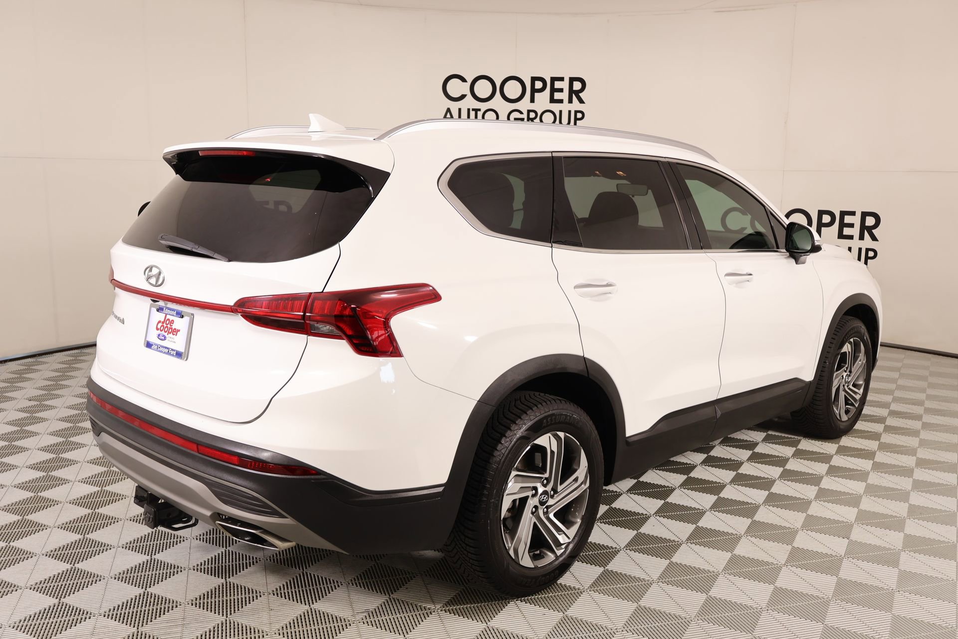 Used 2023 Hyundai Santa Fe SEL FWD image 21