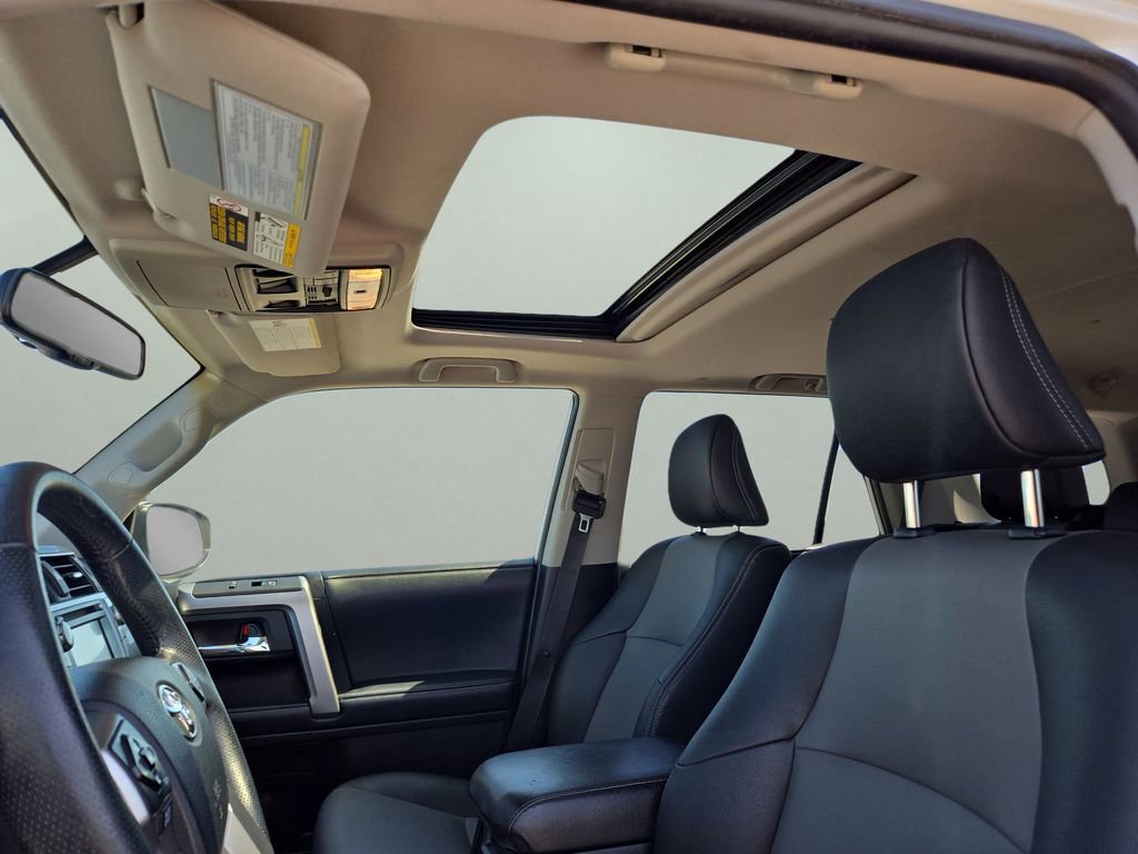 Used 2019 Toyota 4Runner SR5 Premium AWD/4WD image 18