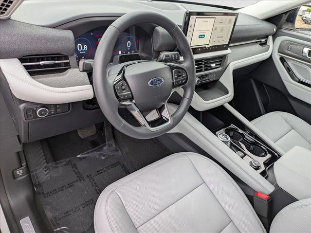 New 2026 Ford Explorer Platinum AWD/4WD image 3