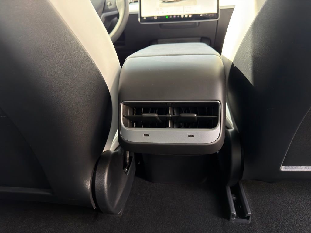 Used 2022 Tesla Model 3 Performance image 37