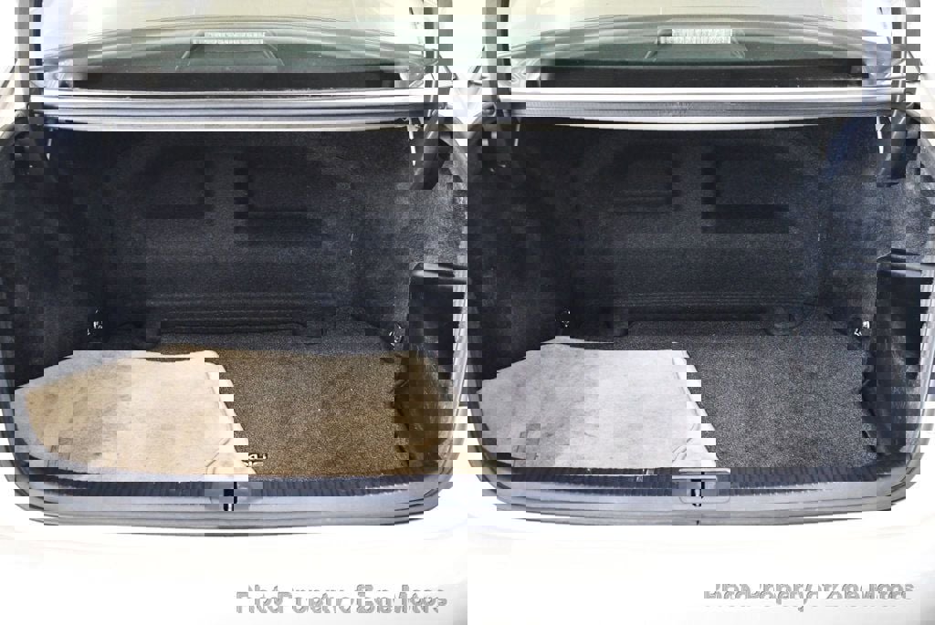 Used 2013 Lexus ES 300h image 57