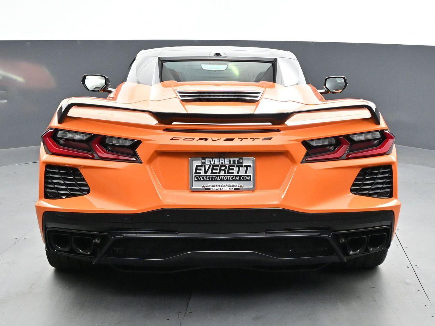 Used 2024 Chevrolet Corvette Stingray Premium Conv w/ Z51 Performance Package RWD image 6