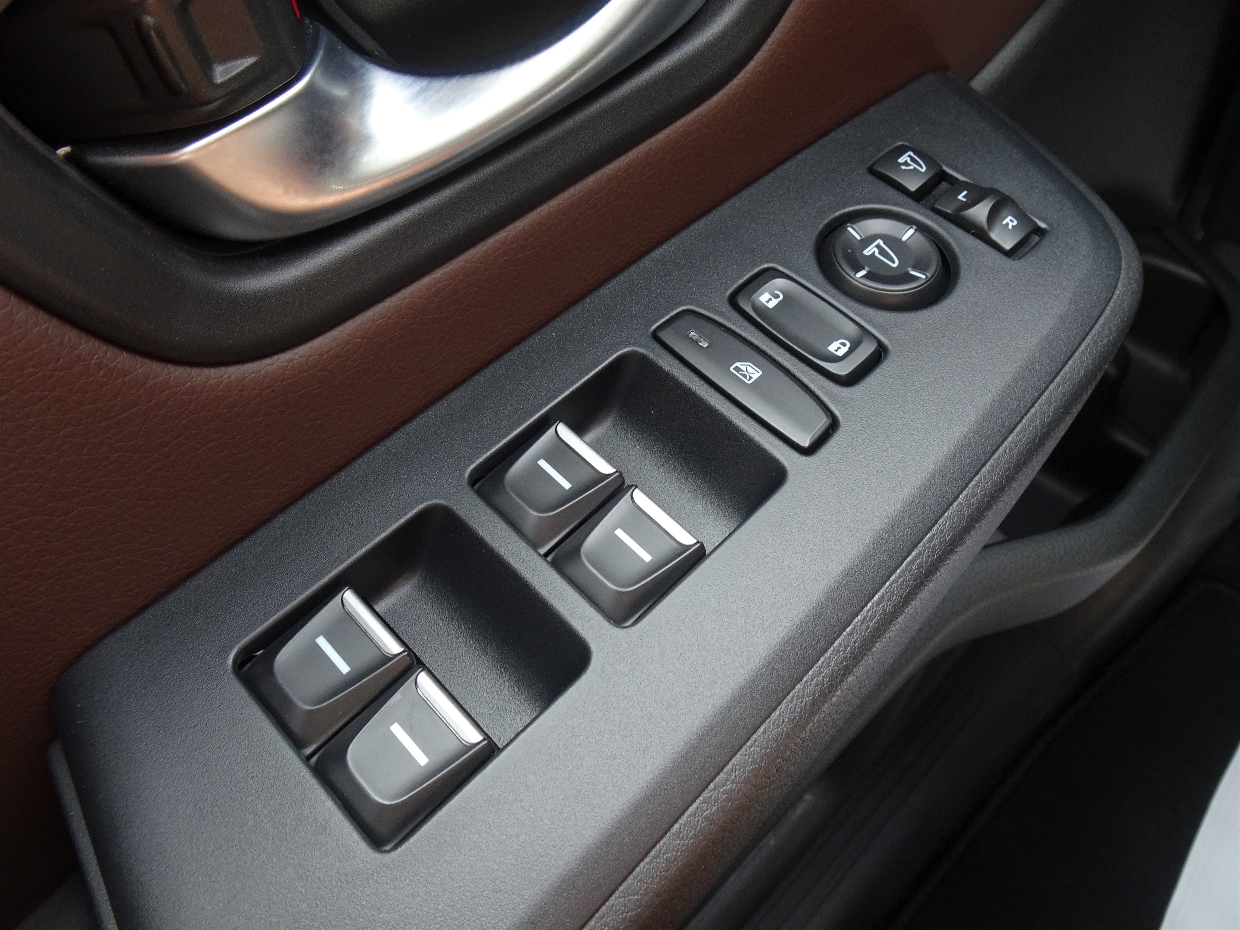 Used 2025 Honda Pilot Elite image 25