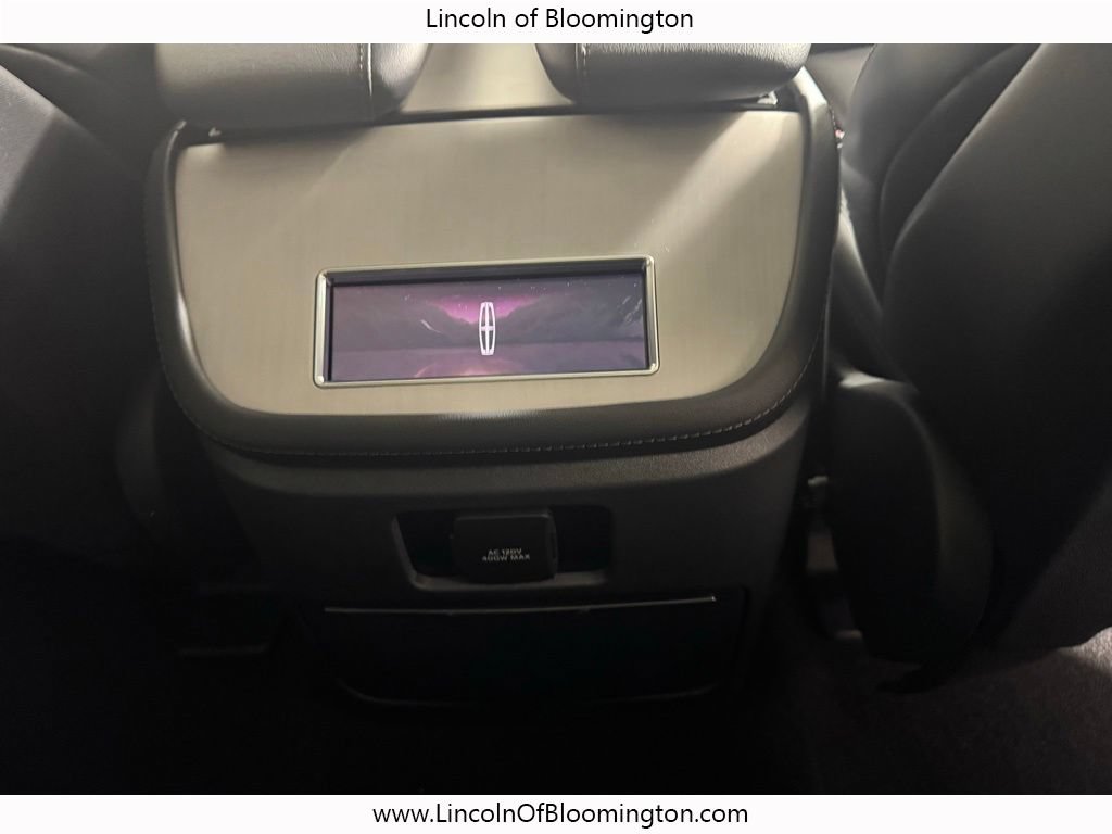 New 2026 Lincoln Navigator L Reserve AWD/4WD image 25