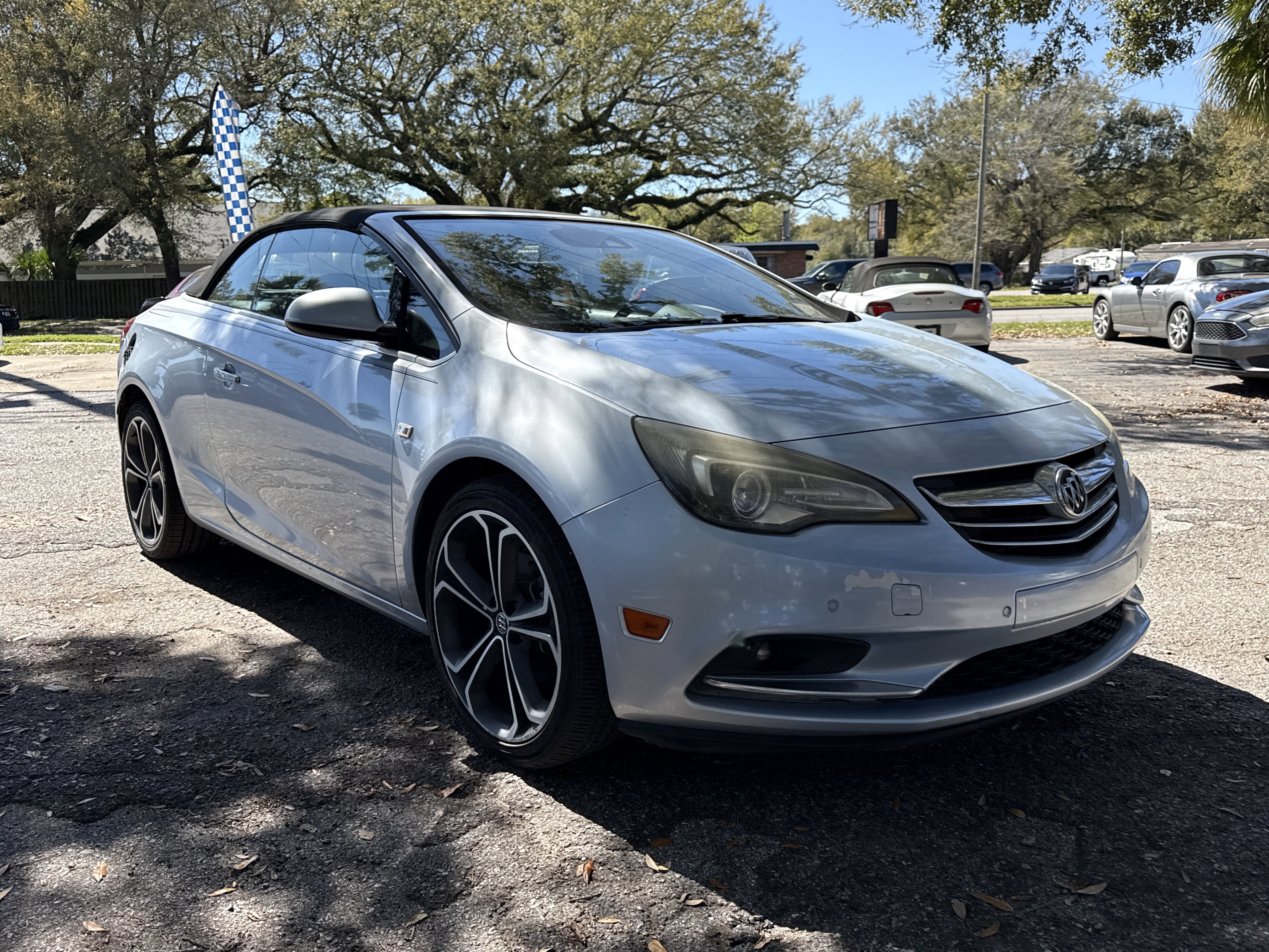 Used 2016 Buick Cascada Premium image 7