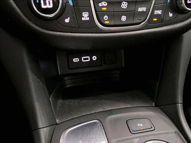 Used 2024 Chevrolet Equinox LT FWD image 26