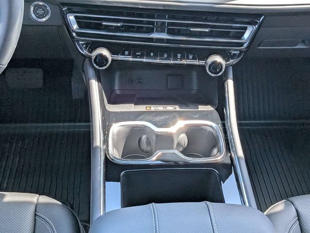 New 2026 Chevrolet Traverse LT w/ Enhanced Driving Package FWD image 20