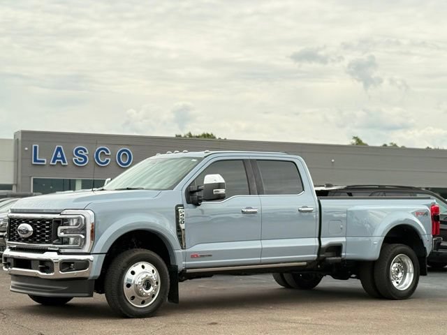 Used 2025 Ford F450 Lariat w/ Lariat Ultimate Package AWD/4WD image 1