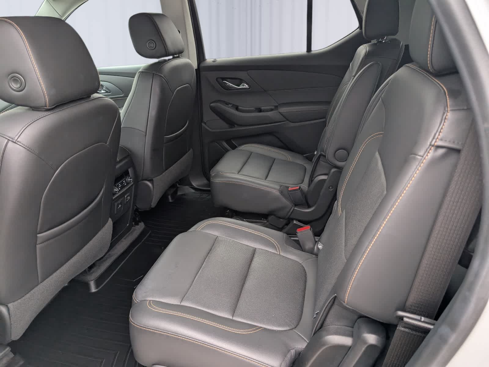 Used 2020 Chevrolet Traverse Premier AWD/4WD image 15