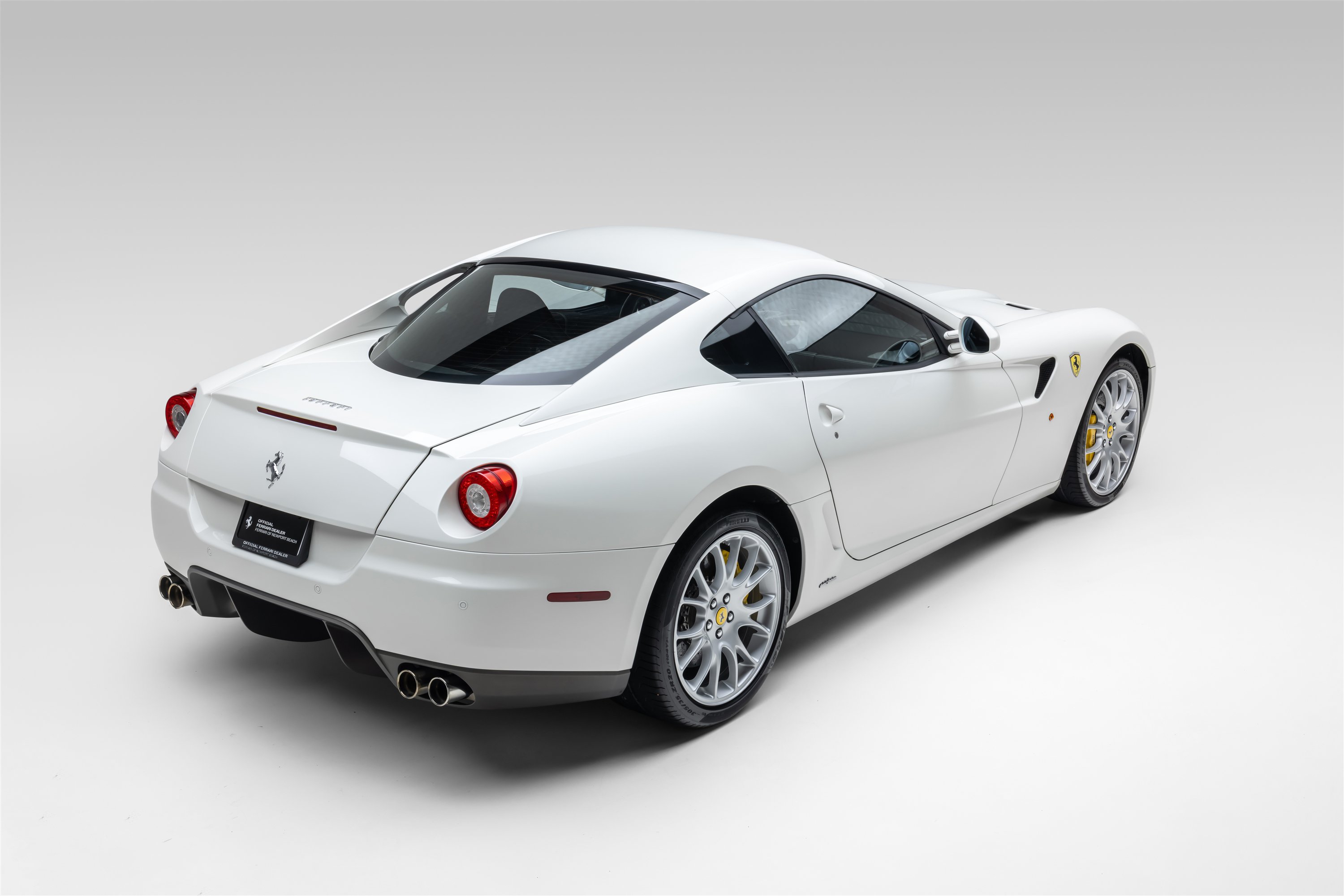 Certified 2010 Ferrari 599 GTB Fiorano RWD image 14