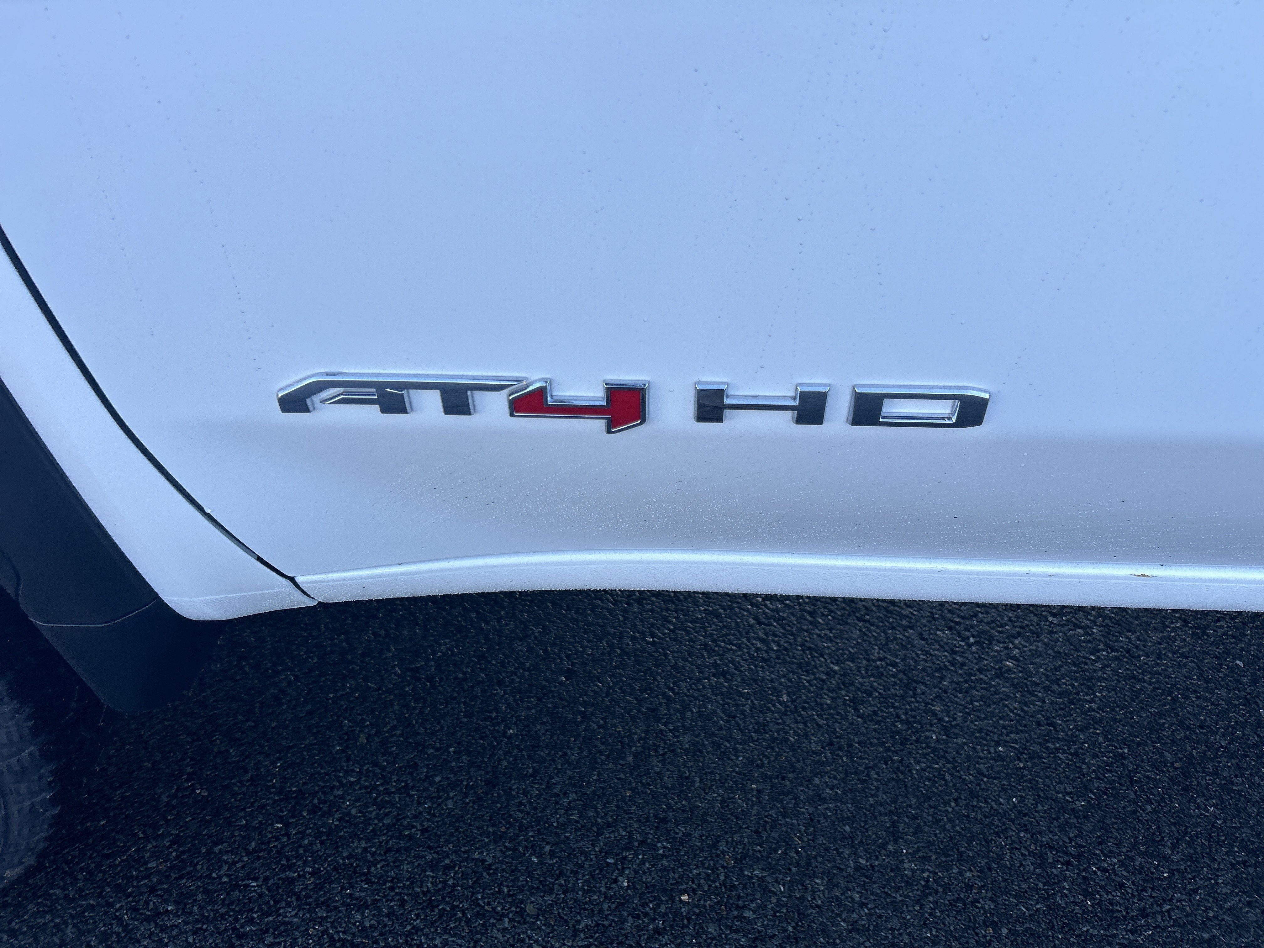 New 2026 GMC Sierra 2500 AT4 w/ AT4 Premium Plus Package AWD/4WD image 3