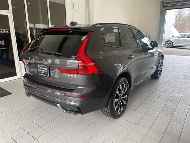 Certified 2023 Volvo XC60 B5 Plus image 4