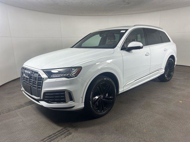 Certified 2023 Audi Q7 2.0T Premium Plus AWD/4WD image 3