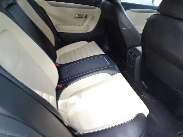 Used 2012 Volkswagen CC R-Line image 21