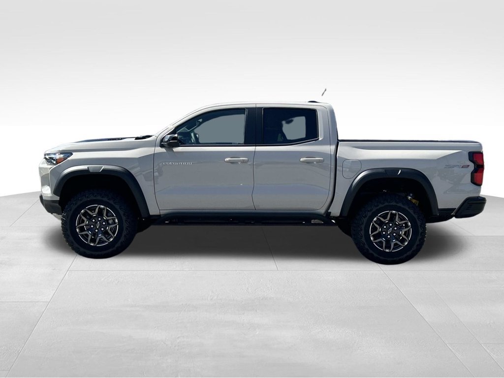 New 2026 Chevrolet Colorado ZR2 w/ Technology Package AWD/4WD image 7