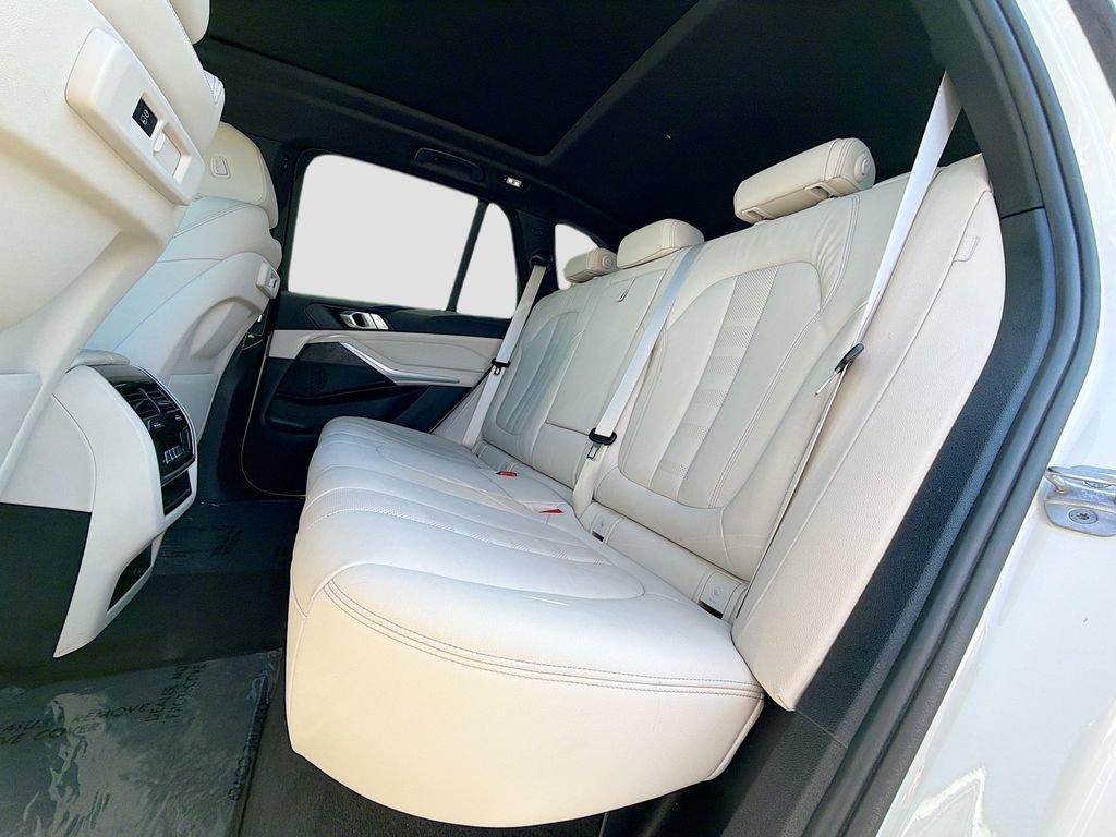 Used 2021 BMW X5 sDrive40i w/ M Sport Package RWD image 20