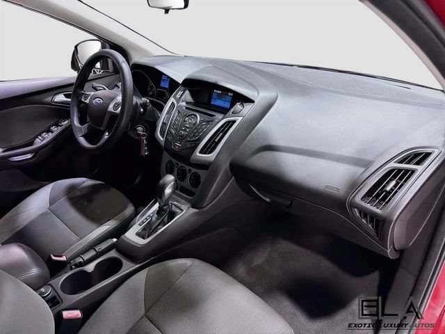 Used 2012 Ford Focus SE FWD image 21
