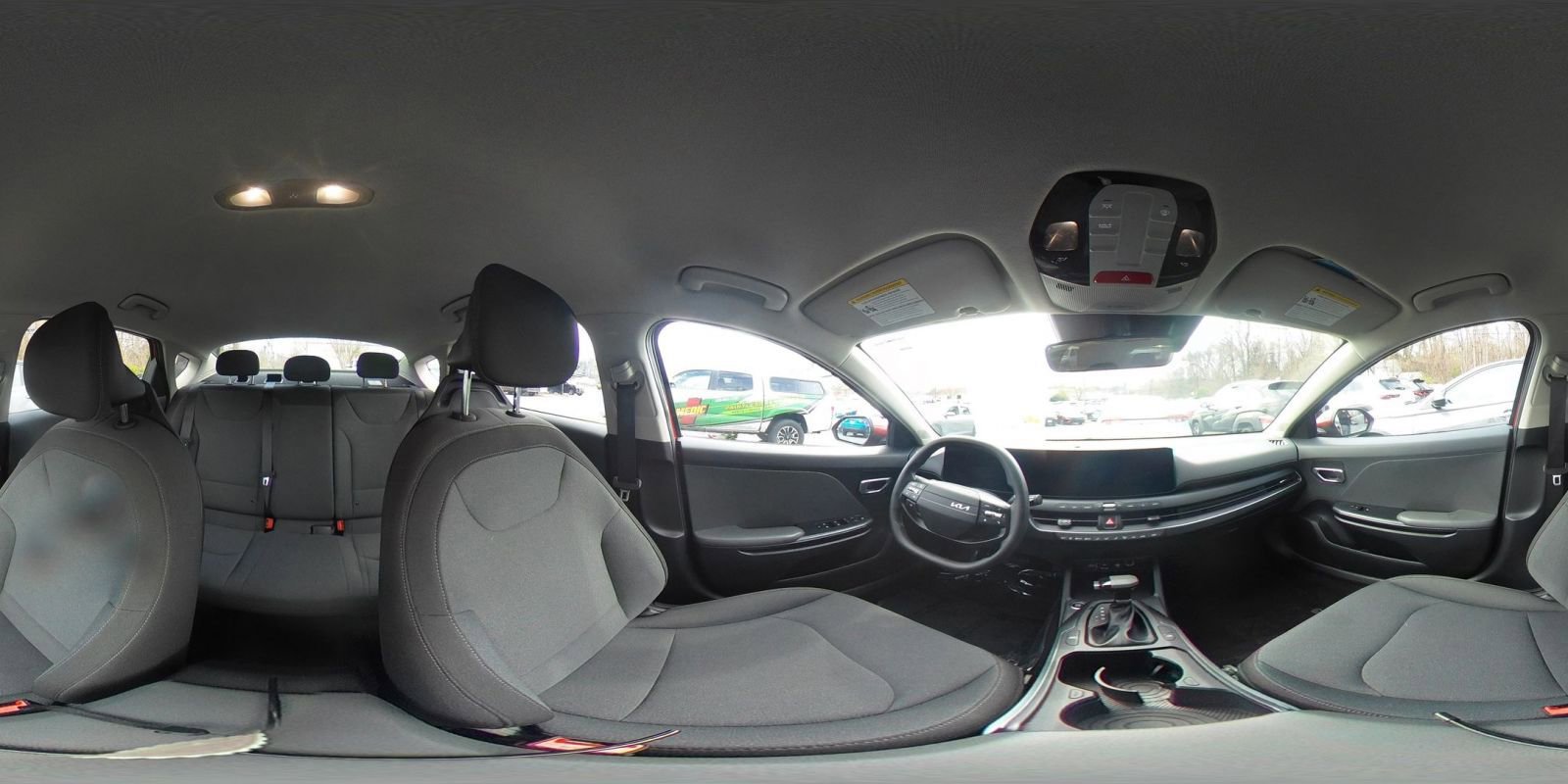 Used 2025 Kia K4 FWD image 37