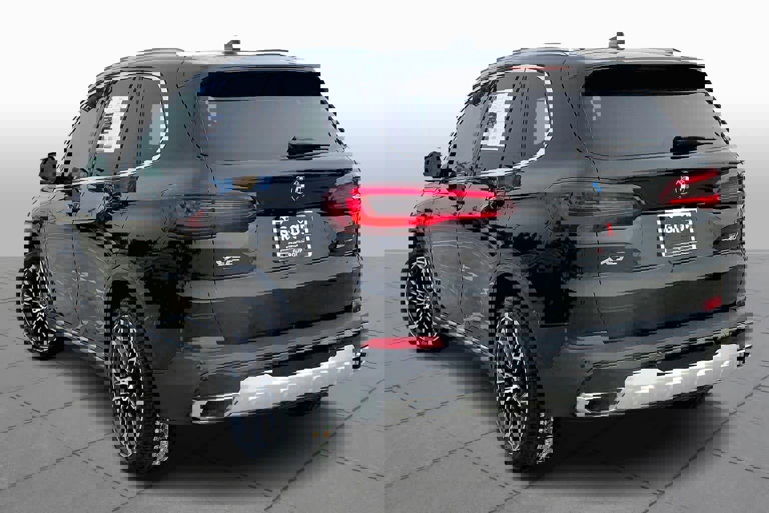 Used 2021 BMW X5 sDrive40i w/ Premium Package image 11