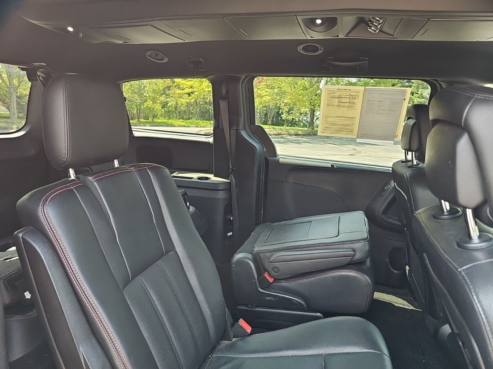 Used 2019 Dodge Grand Caravan GT FWD image 15