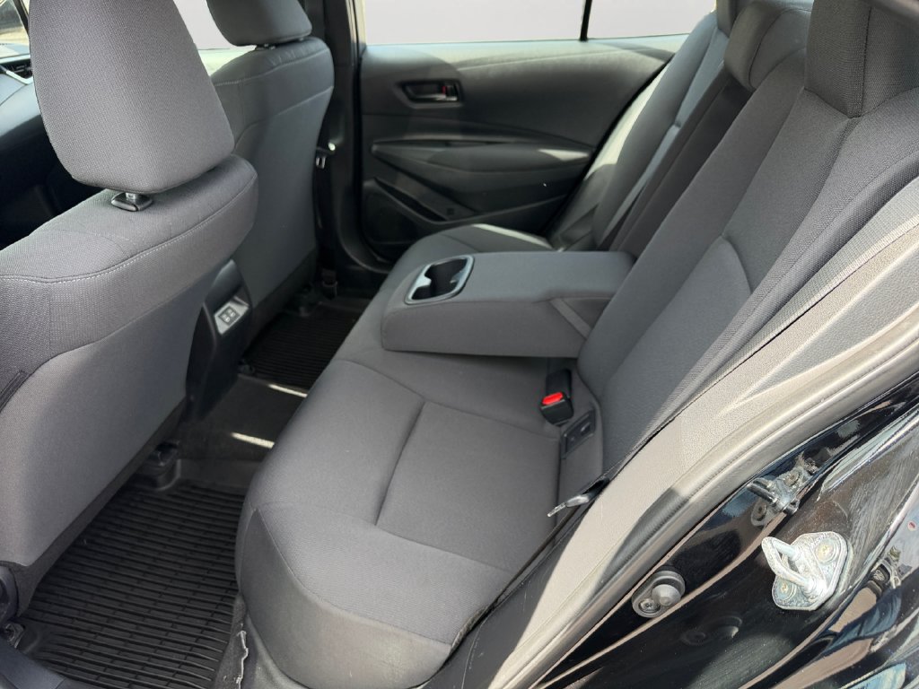 Used 2025 Toyota Corolla LE FWD image 15