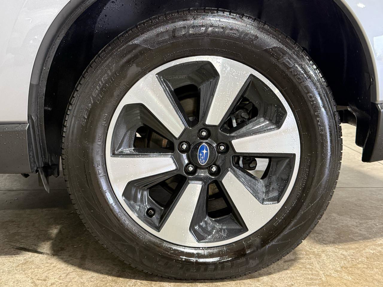 Used 2017 Subaru Forester 2.5i Limited image 40