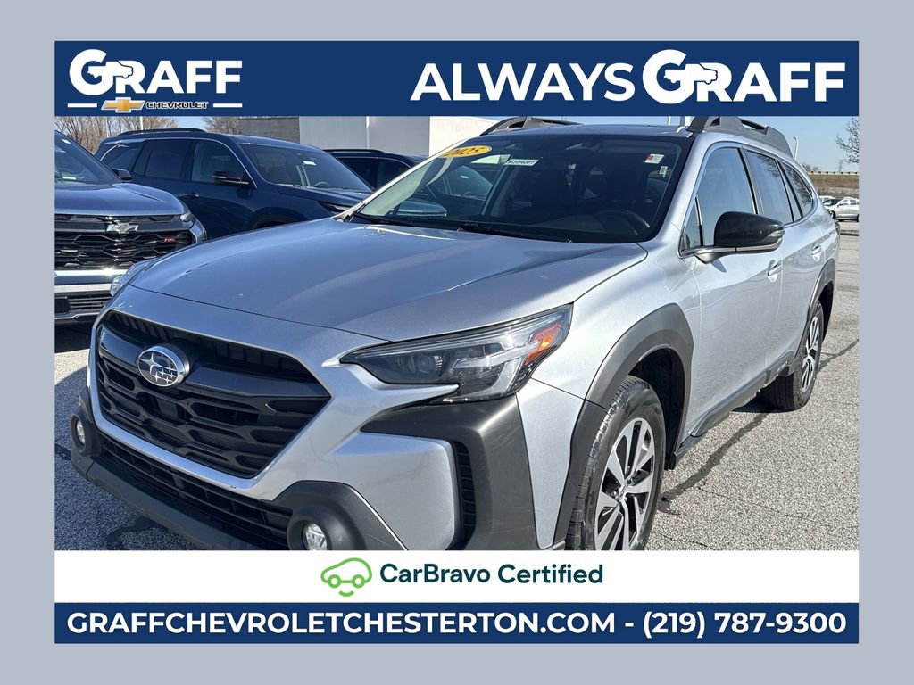 Used 2025 Subaru Outback Premium image 1