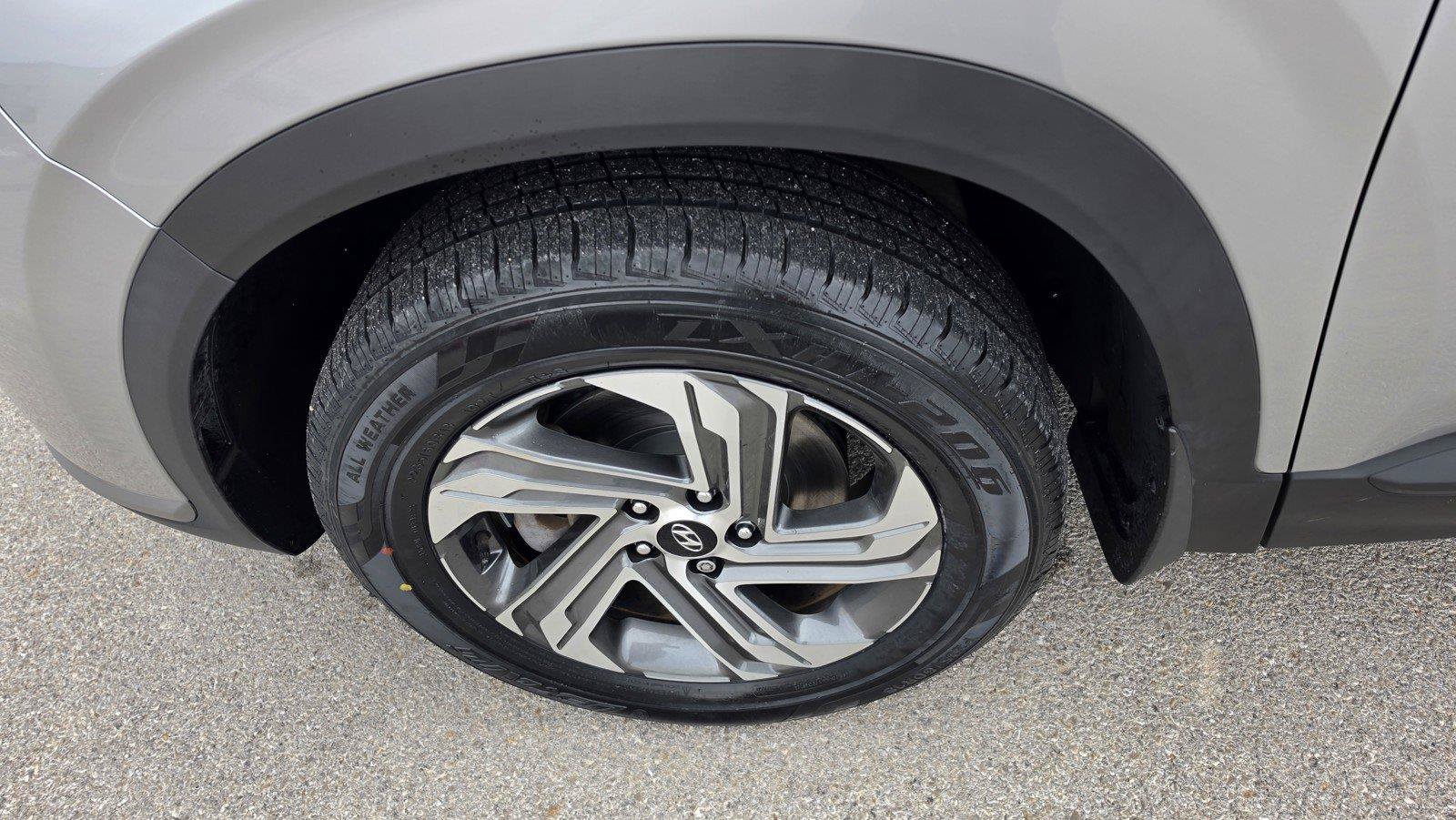 Used 2023 Hyundai Santa Fe SE AWD/4WD image 34