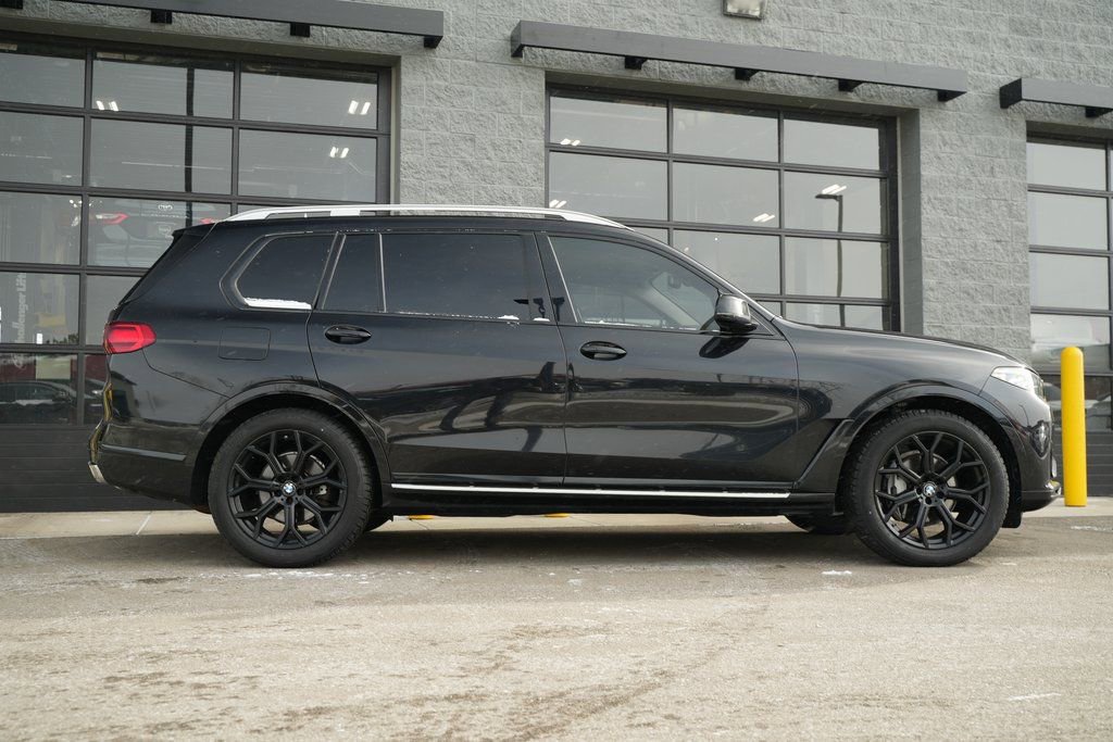 Used 2020 BMW X7 xDrive40i w/ Luxury Seating Package image 14
