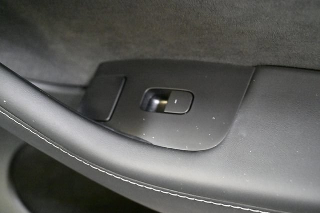 Used 2023 Tesla Model Y Long Range AWD/4WD image 58
