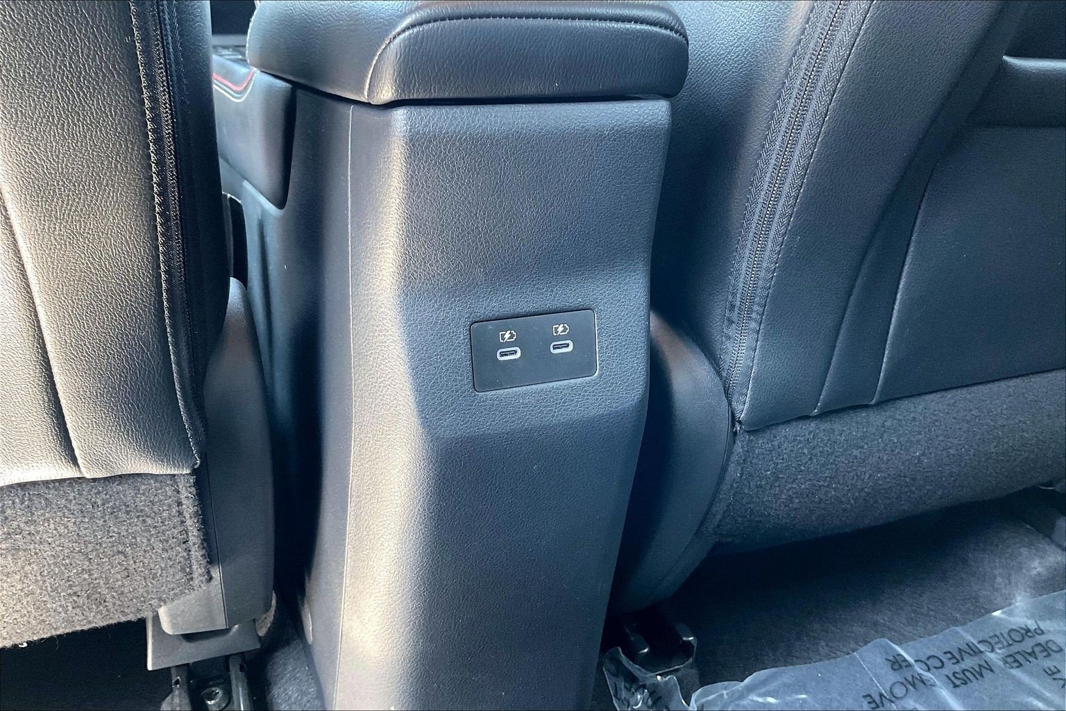 Used 2025 Nissan Kicks SR FWD image 36