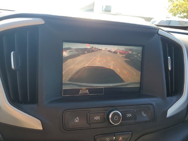 Used 2022 GMC Terrain SLE FWD image 25