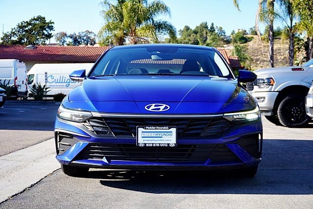 Certified 2024 Hyundai Elantra SEL FWD image 5