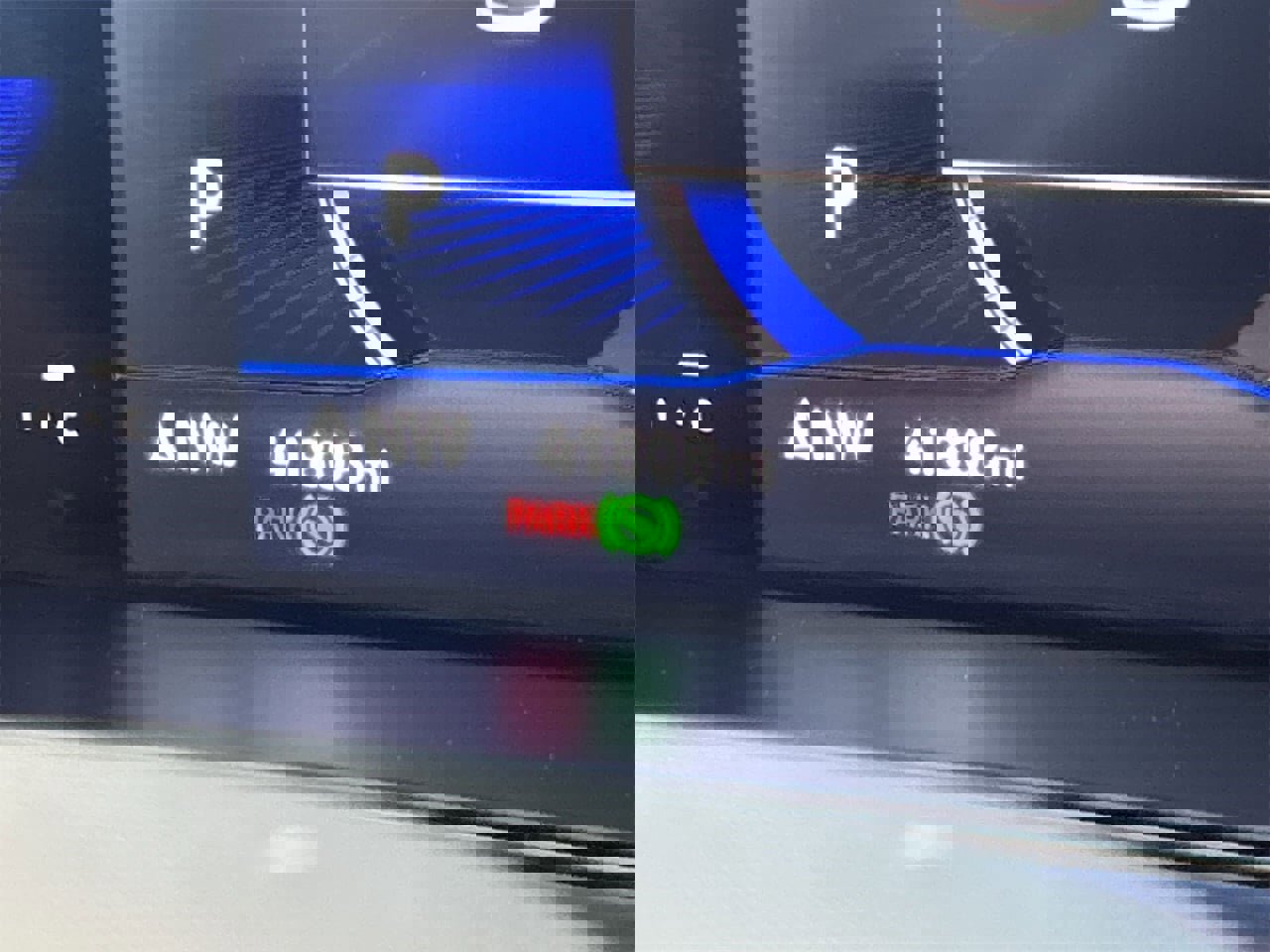 Used 2022 Volkswagen Taos SE image 28