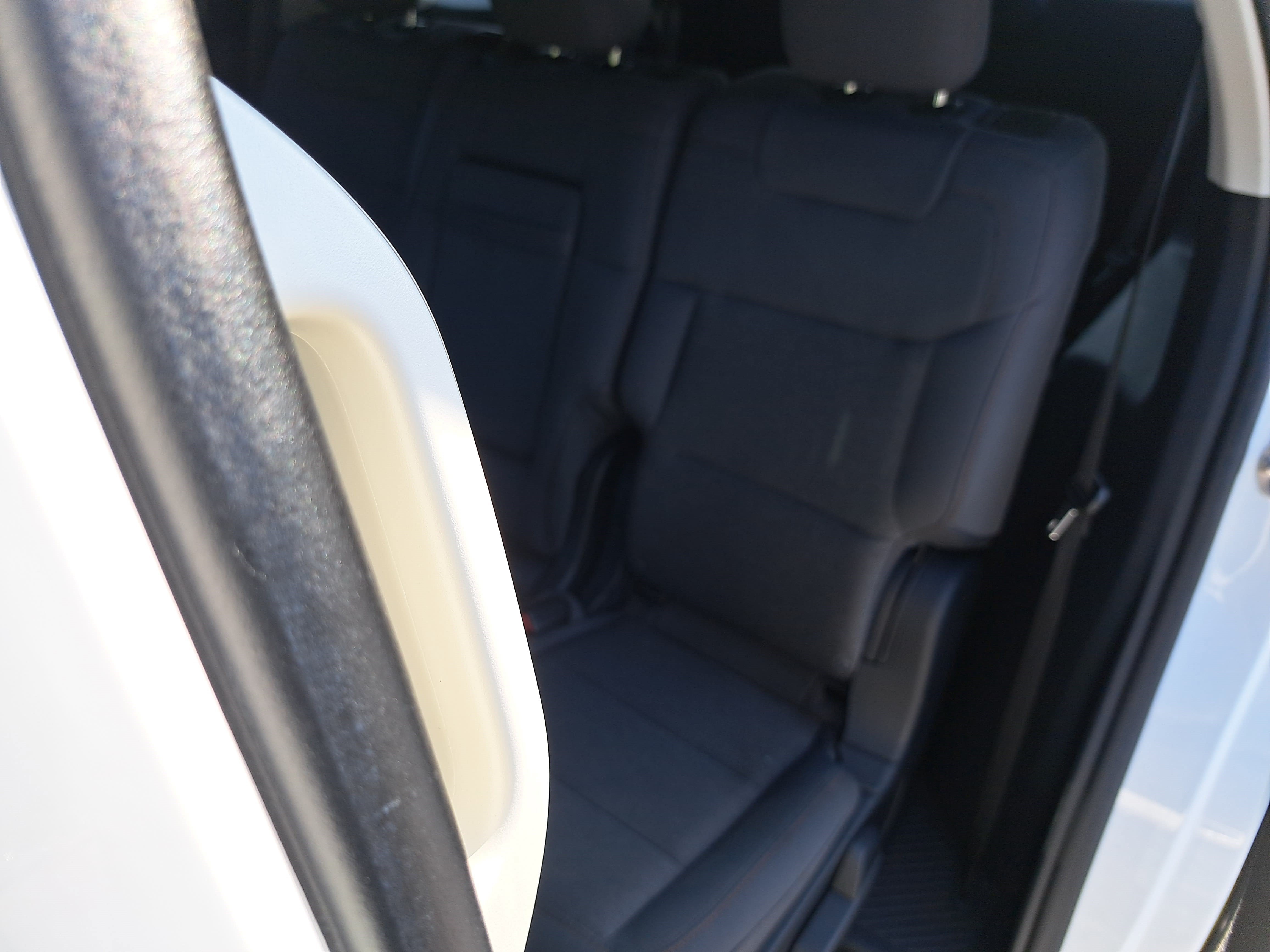 Used 2025 Ford Explorer Active AWD/4WD image 15