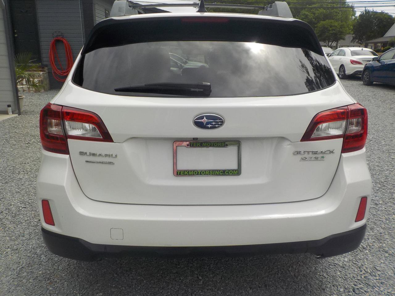 Used 2016 Subaru Outback 2.5i Premium AWD/4WD image 4