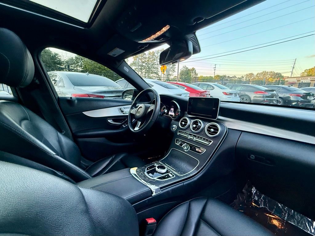 Used 2018 Mercedes-Benz C 300 Sedan image 29